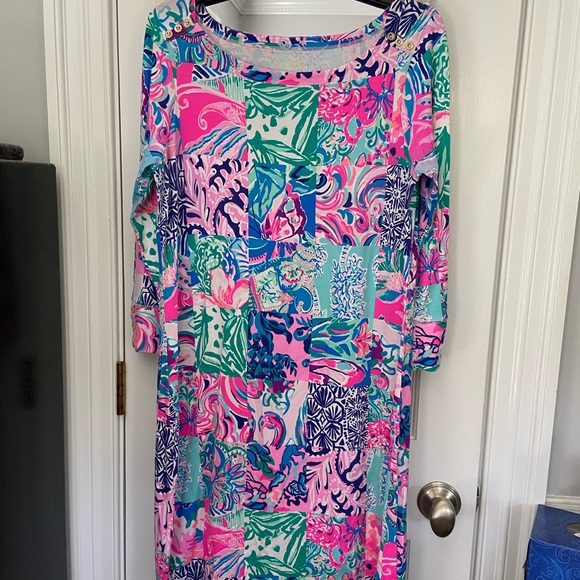 Lilly Pulitzer Dresses & Skirts - Lilly Pulitzer Large Vibrant Pink & Blue Patterned Women's Dress